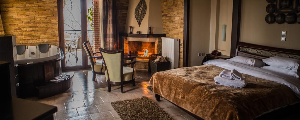 Nostos Hotel Káto Loutrákion Dış mekan fotoğraf