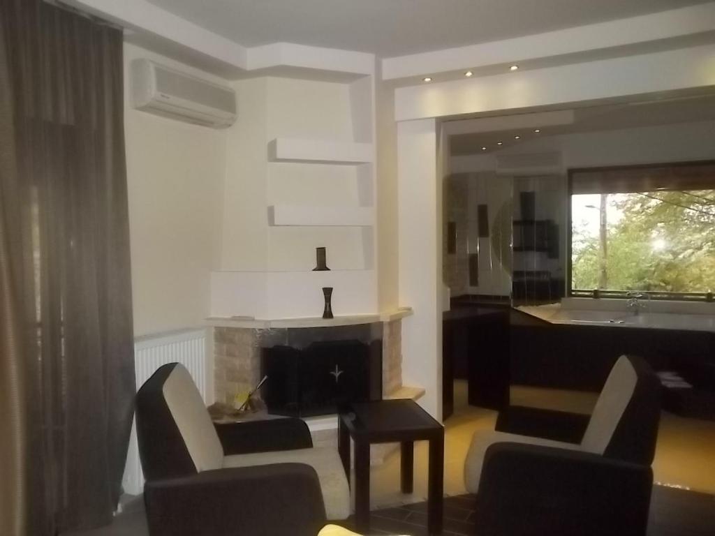 Nostos Hotel Káto Loutrákion Oda fotoğraf