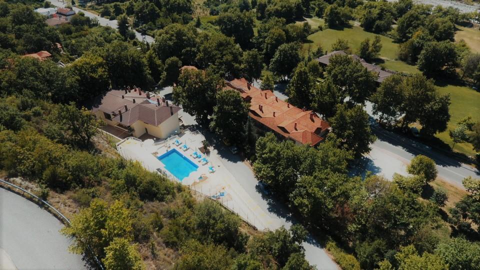 Nostos Hotel Káto Loutrákion Dış mekan fotoğraf